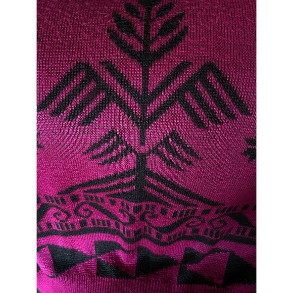 Vintage magenta aztec 3/4 sleeve sweater - Picture 4 of 6
